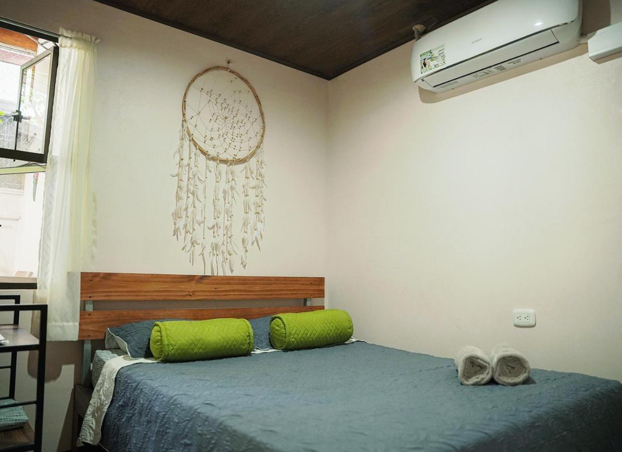Apartamentos Y Studios Brisas Del Mar Santa Teresa Playa Santa Teresa  Extérieur photo