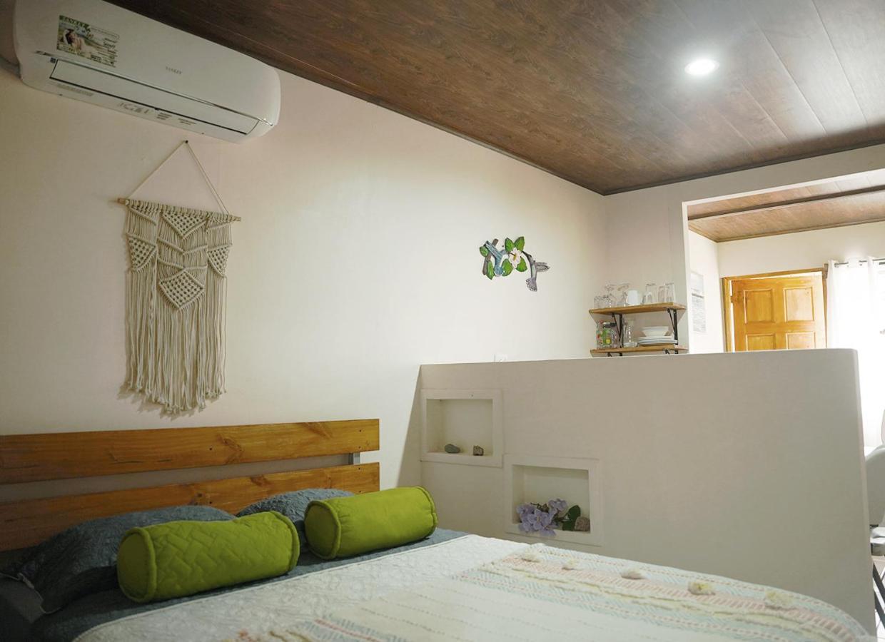 Apartamentos Y Studios Brisas Del Mar Santa Teresa Playa Santa Teresa  Extérieur photo