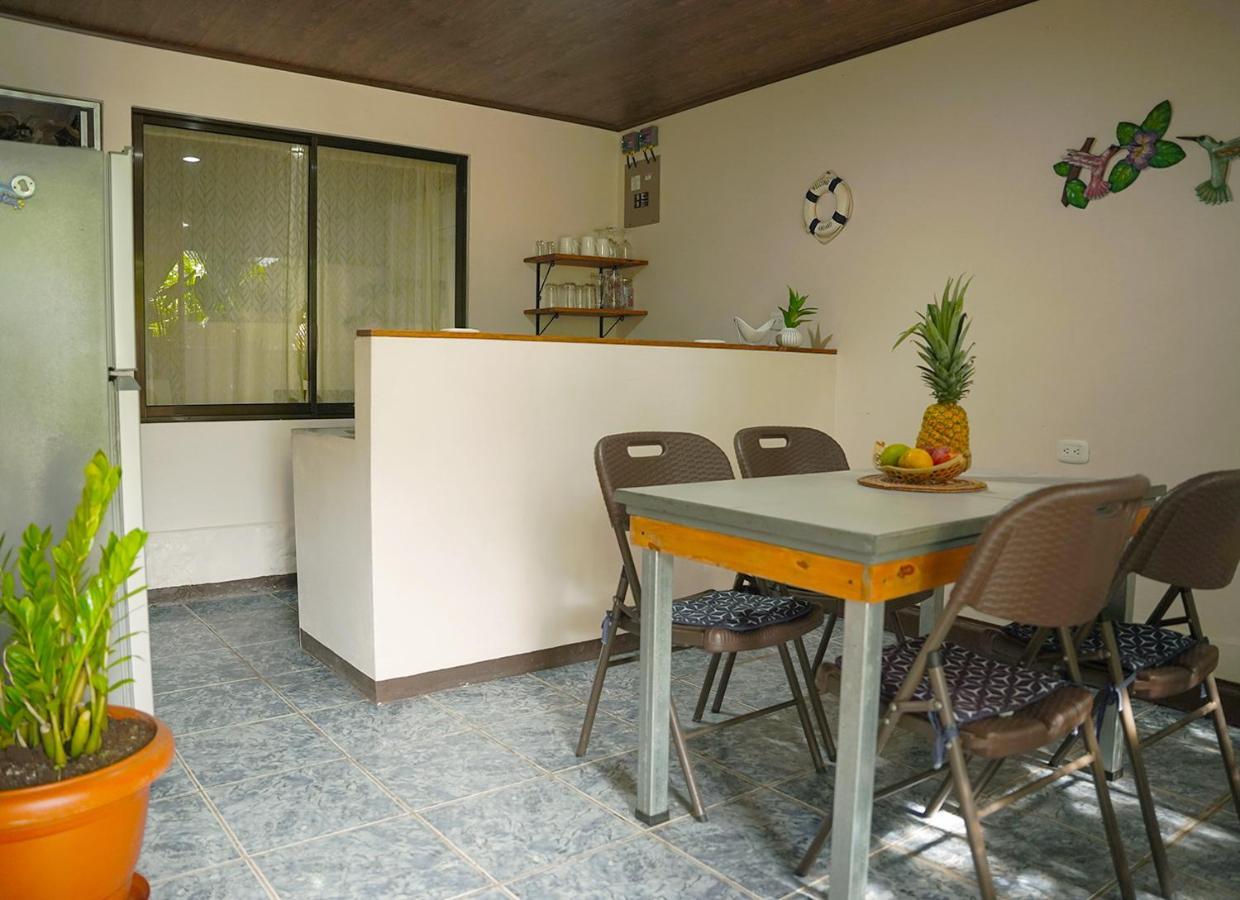 Apartamentos Y Studios Brisas Del Mar Santa Teresa Playa Santa Teresa  Extérieur photo